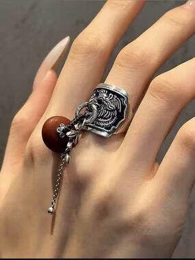 Silver Leaf Charm Ring with Orange Stone 
 Stylish Jewelry